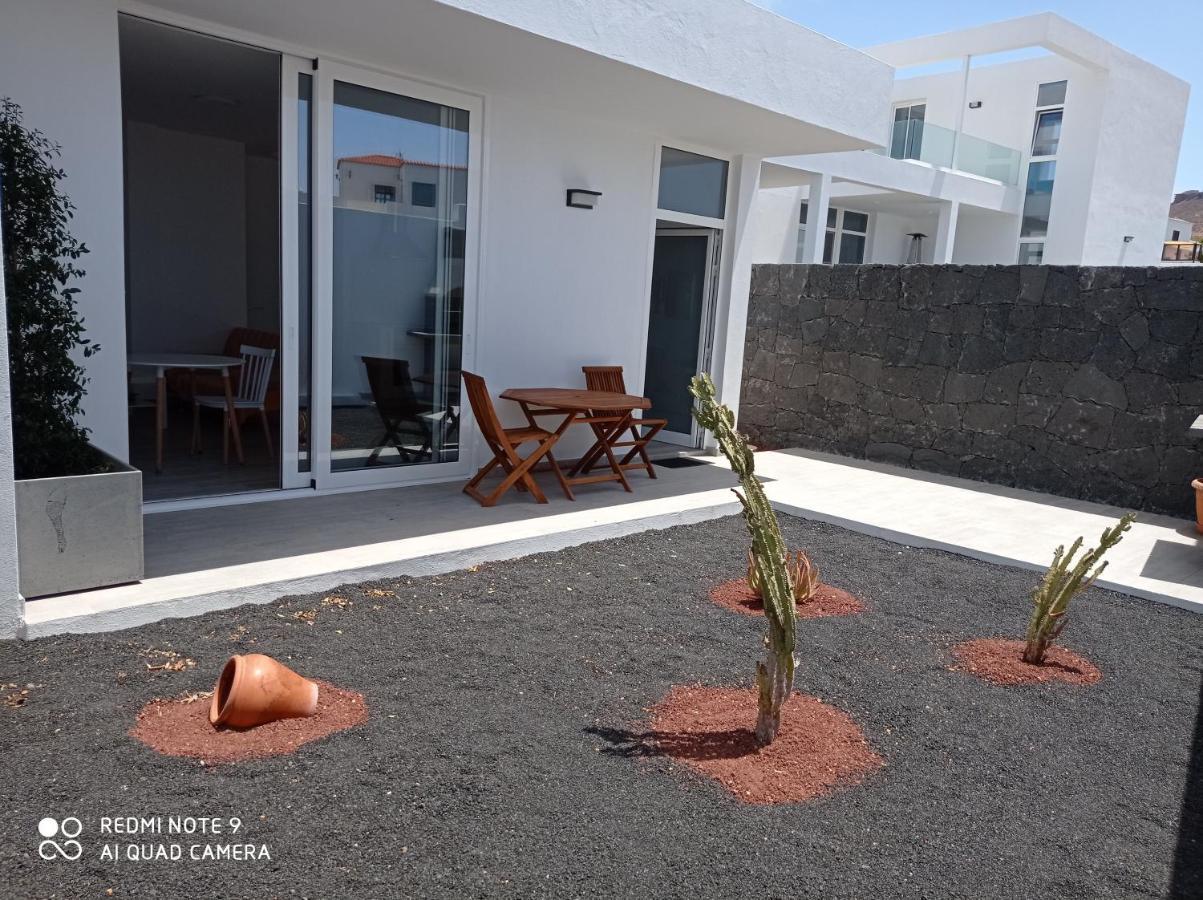 شقة تيغيسي  في Precioso Apartamento Con Terraza En Teguise المظهر الخارجي الصورة