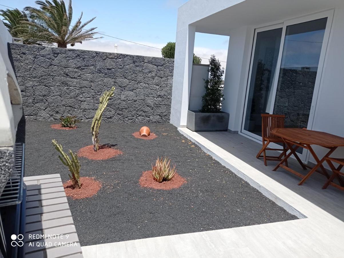 شقة تيغيسي  في Precioso Apartamento Con Terraza En Teguise المظهر الخارجي الصورة